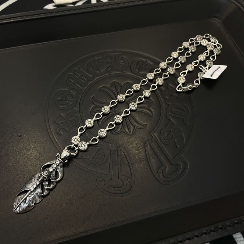 Ch*0me He**ts necklaces